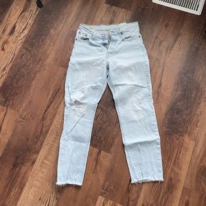 501 Skinny Light Wash Levi’s Jeans